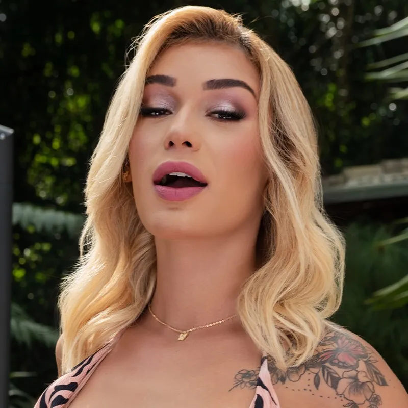 Gabriela Estela Gabriela Estela Image