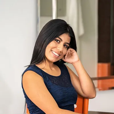 Gabriela Flores Gabriela Flores Image