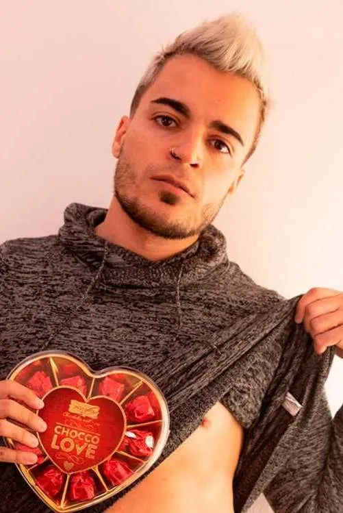 Kevin Lauren Kevin Lauren Image