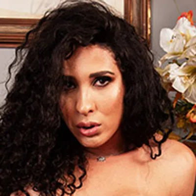 Sthefany Venturiny Sthefany Venturiny Image