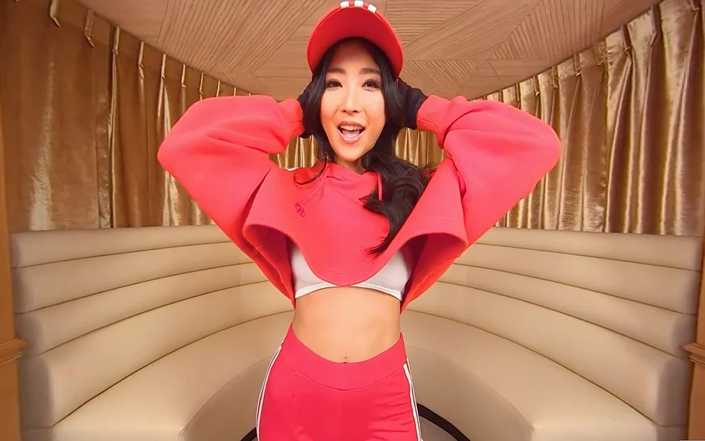 Emiri Momota Episode 2 VR Adult Videos