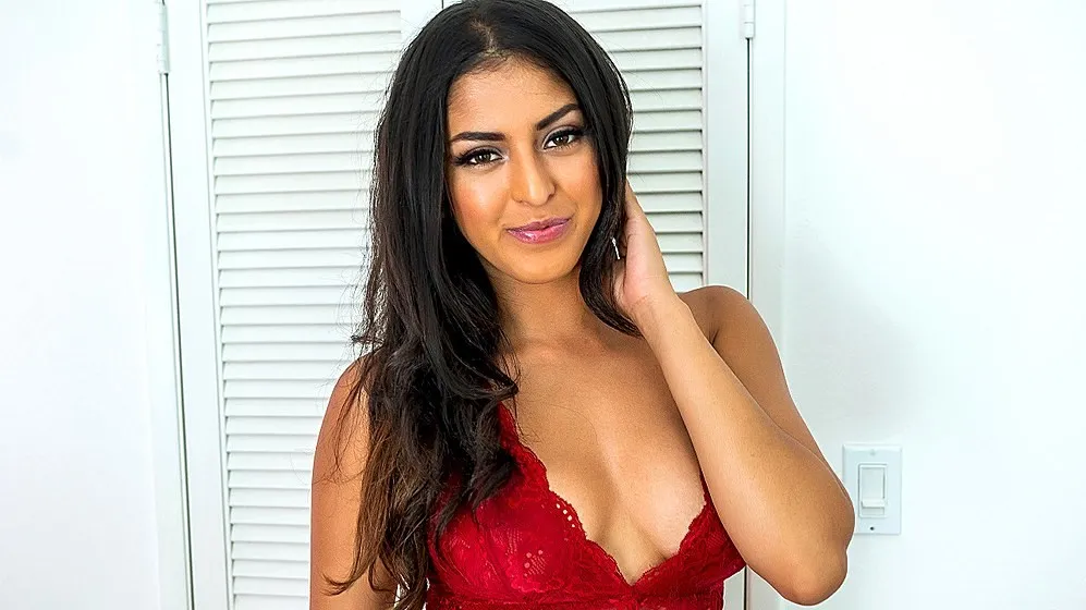 Beaver Fever - Cheating Hottie VR Adult Videos