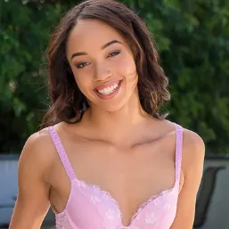 Alexis Tae - Professional VR Pornstar Profile Photo | VR Porno Star