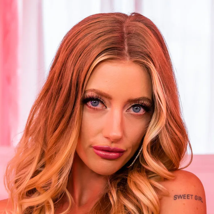 Barbie Feels - Professional VR Pornstar Profile Photo | VR Porno Star