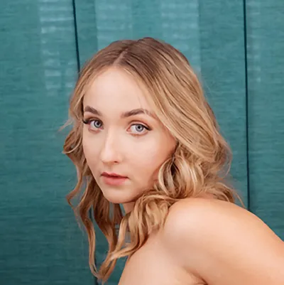 Chloe Chevalier - Professional VR Pornstar Profile Photo | VR Porno Star