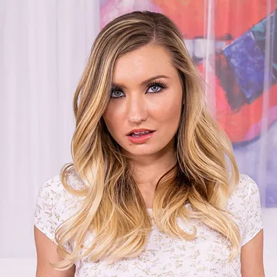 Emma Sirus - Professional VR Pornstar Profile Photo | VR Porno Star