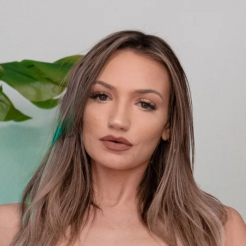 Mia Molotov - Professional VR Pornstar Profile Photo | VR Porno Star