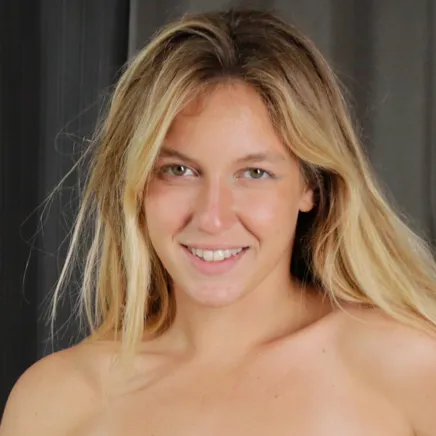 Royce Swells - Professional VR Pornstar Profile Photo | VR Porno Star