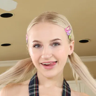 Sage Rabbit - Professional VR Pornstar Profile Photo | VR Porno Star