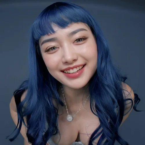 Yuna Layla - Professional VR Pornstar Profile Photo | VR Porno Star