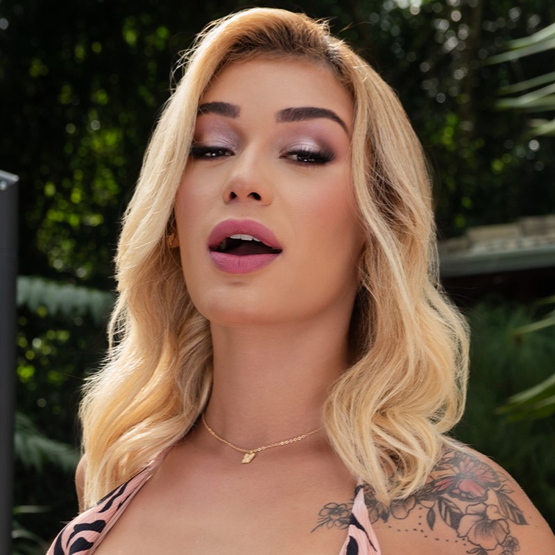 Gabriela Estela Profile