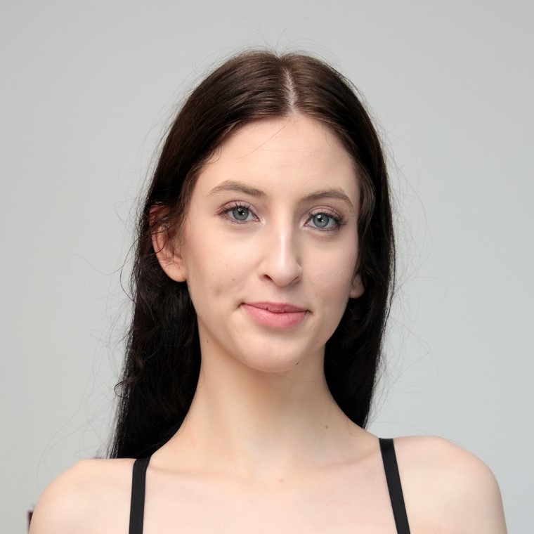 Lexy Emerald Profile